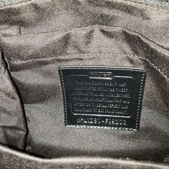 Coach diaper bag - Picture 2 of 4